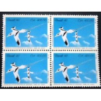 1992 C 1777 Golfinho M QD