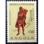 1957 AO 0407 Quissama womam N