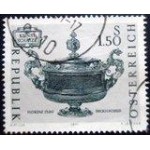 1971 AT 1355 Bowl with lid U
