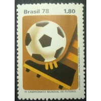 1978 C 1030 Bola no Pé N