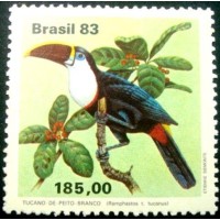 1983 C 1322 Peito Branco M