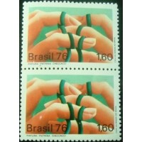 1976 C 0932 Dedos M PR