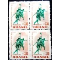 1957 C 0393 Mundial Basquete M QD