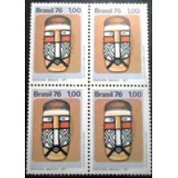 1976 C 0928 Máscara Bakairi M QD