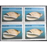 1989 C 1647 Agaronia Travassosi M QD