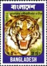 Selo postal de Bangladesh de 1974 Bengal Tiger 25