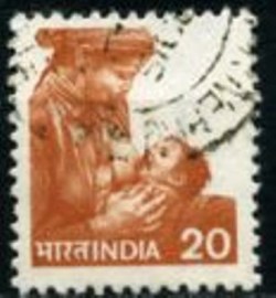 Selo postal da Índia de 1983 Mother Feeding Child