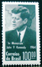 Selo postal do Brasil de 1964 Kennedy