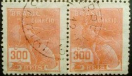 Par de selos do Brasil de 1929 Mercúrio 300