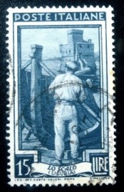 Selo postal da Itália de 1955 Shipbuilders