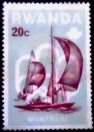 Selo postal de Ruanda de 1976 Sailing