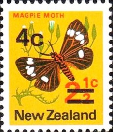 Selo postal da Nova Zelândia de 1971/4 Magpie Moth