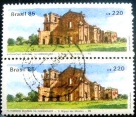 Par de selos postais de 1985 São Miguel das Missões - C 1448 U V