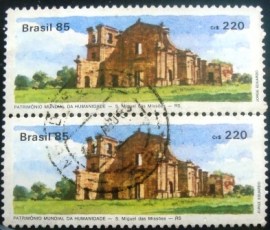Par de selos postais de 1985 São Miguel das Missões - C 1448 U V