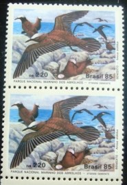 Par de selos comemorativos do Brasil emitidos em 1985 - C 1461 M V