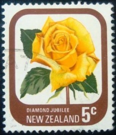 Selo postal da Holanda de 1975 Rose Diamond Jubilee