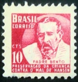 Selo postal Comemorativo Padre Damião emitido em 1955 - H4 N