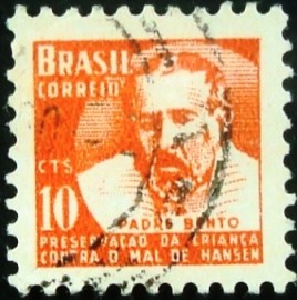 Selo postal do Brasil de 1957 Padre Bento H5 U