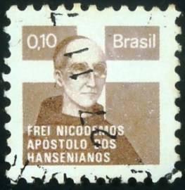Selo postal do Brasil de 1975 Frei Nicodemos H 18 U