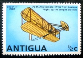 Selo postal de Antigua e Barbuda de 1978 Glider III