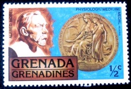Selo postal de Grenada Grenadines de 1978 Medicine medal