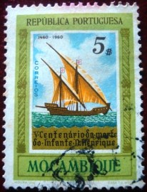 Selo postal de Moçambique de 1960 Caravel of the 15th Cty