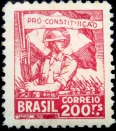 Selo Postal do Brasil de 1932 Soldado e Bandeira 200
