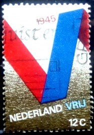Selo postal da Holanda de 1970 Flag ribbon forming the letter V