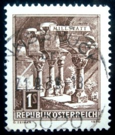Selo postal da Áustria de 1970 Romanesque cloister