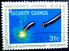 Selo postal das Nações Unidas de 1977 Security Council