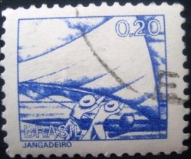 Selo postal do Brasil de 1976 Jangadeiro - R 559 U