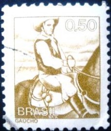 Selo postal Regular emitido no Brasil em 1976 Gaucho - 562 U