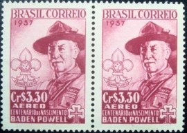 Par de selos postais de 1957 Baden Powell