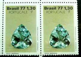 Par de selos Postais do Brasil de 1977 Água Marinha