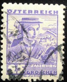Selo postal da Áustria de 1934 Woman from Pinzgau