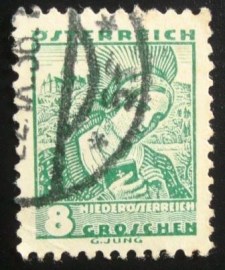 Selo postal da Áustria de 1934 Girl from Wachau