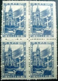 Quadra de selos postais comemorativos de 1956 - C 379 M