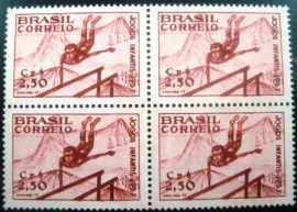 Quadra de selos postais do Brasil de 1957 Jogos Infantis