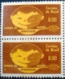 Par de selos postais de 1964 Alimentação escolar