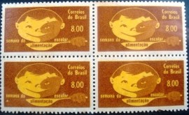 Quadra de selos postais de 1964 Alimentação escolar MZC