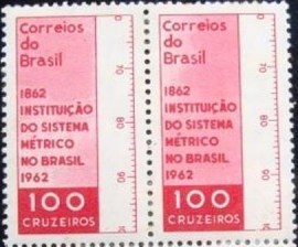 Par de selos postais do Brasil de 1962 Sistema Métrico