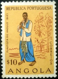Selo postal de Angola de 1957 Piper 402