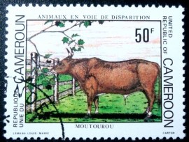 Selo postal de Camarões de 1981 African Forest Buffalo