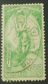 Selo postal comemorativo do Brasil de 1933  C 61 U