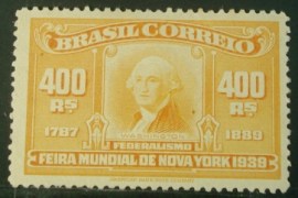 Selo postal do Brasil de 1939 George Washington N