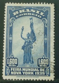 Selo comemorativo do Brasil de 1939 - C 142 U