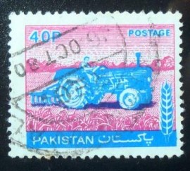 Selo postal do Paquistão de 1978 Tractor 40