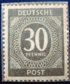 Selo postal da Alemanha de 1946 - 928 M