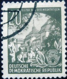 Selo postal da Alemanha de 1953 Workers Health Centre