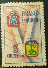 Selo postal  do Brasil de 1945 V da Vitória U